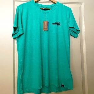 Patagonia - W's Cap Cool Daily Graphic Shirt XL (New with tag)